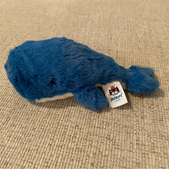 Jellycat Wavelly Whale - Picture 2 of 15